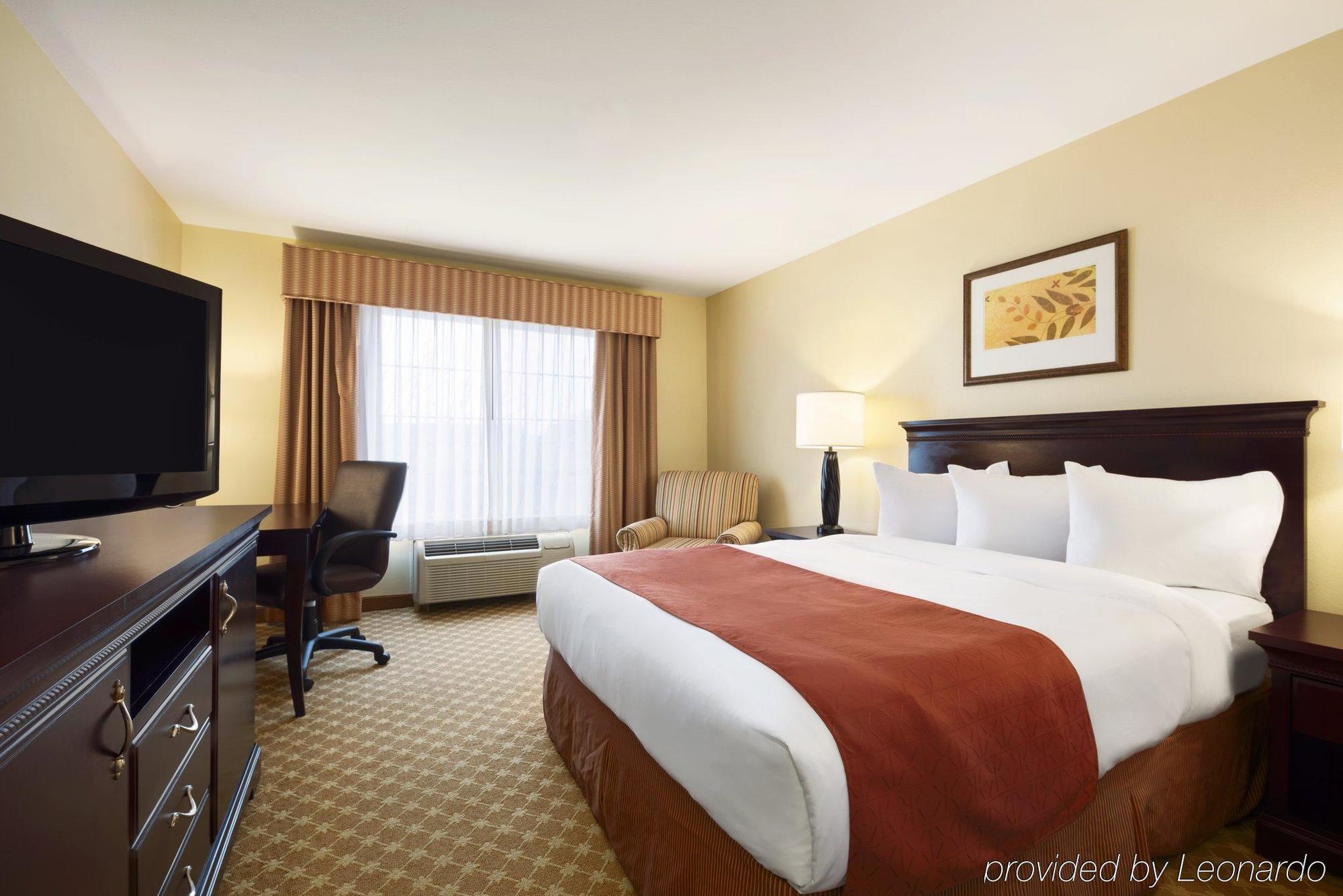 Country Inn & Suites By Radisson, Clinton, Ia Εξωτερικό φωτογραφία