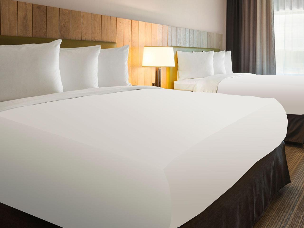Country Inn & Suites By Radisson, Clinton, Ia Εξωτερικό φωτογραφία